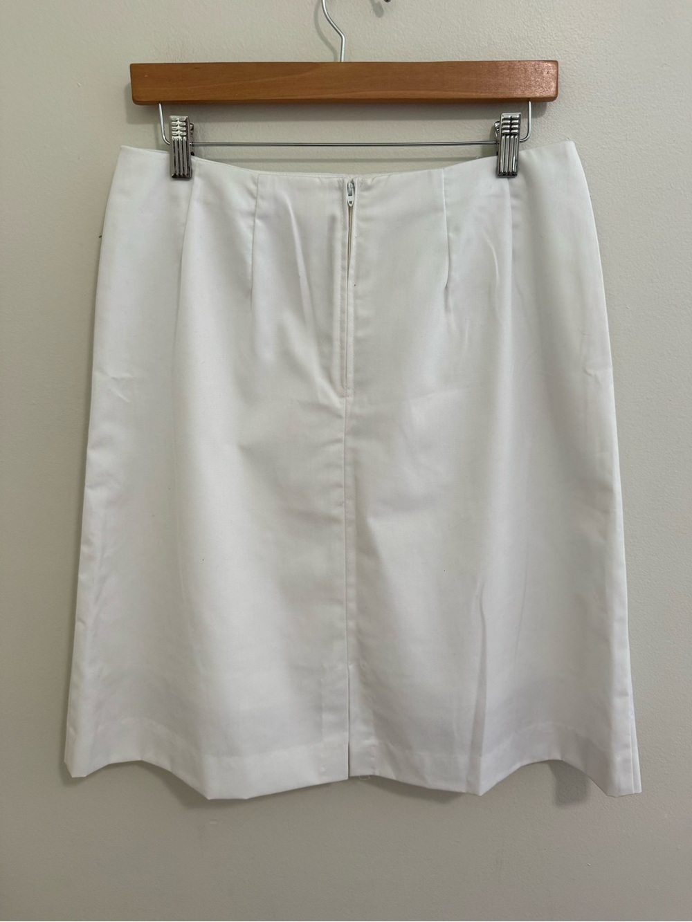 Vintage Strawberry Pocket Skirt - Picture 2 of 6
